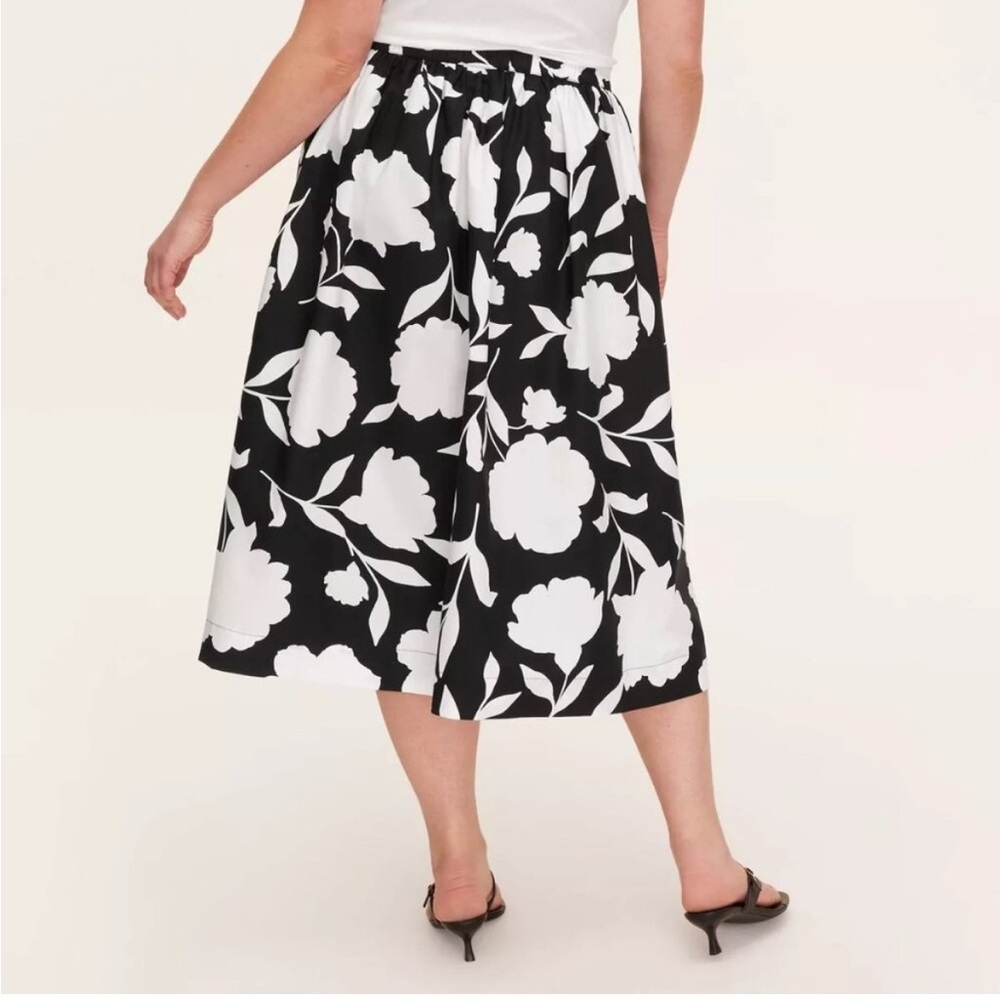 Kate Spade Black and White Floral Skirt NEW